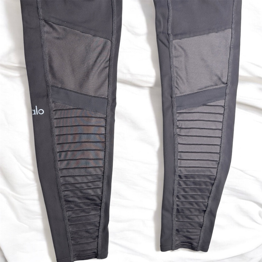 Alo Yoga High Waist Moto Legging - Picture 8 of 15